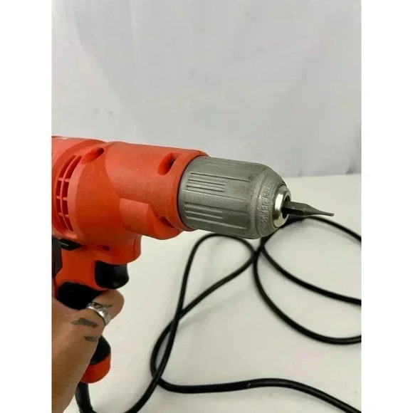 Black & Decker 6 Amp 3/8" 1500 RPM Corded Electric Drill Model DR340 Works - Picture 4 of 9